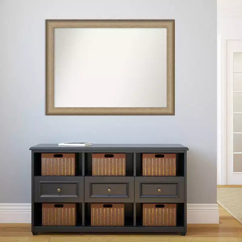 Miroir mural élégant en bronze brossé sans biseau de 43 po x 32 po - : Cadre en polystyrène, quincaillerie de montage incluse