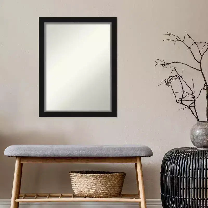 Miroir mural étroit de salle de bain en Eva, non biseauté, 21 po x 27 po, noir - : Rectangulaire moderne, cadre en polystyrène, fixation murale